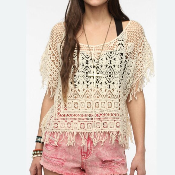 American Rag Cie Boutique Crochet Lace Fringe Tunic Top Size M/L Boho Festival - Picture 1 of 9